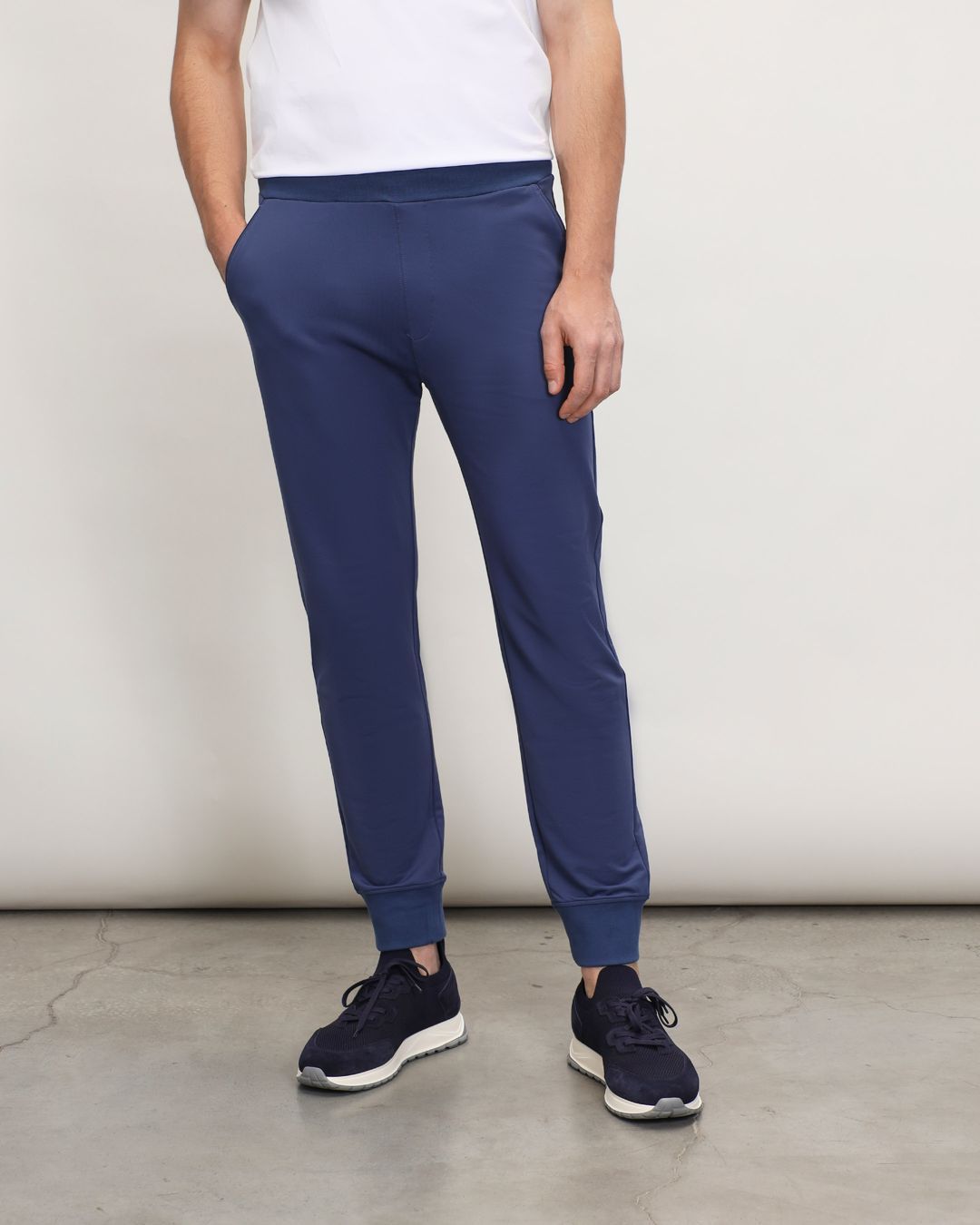 Купить Брюки CORNELIANI