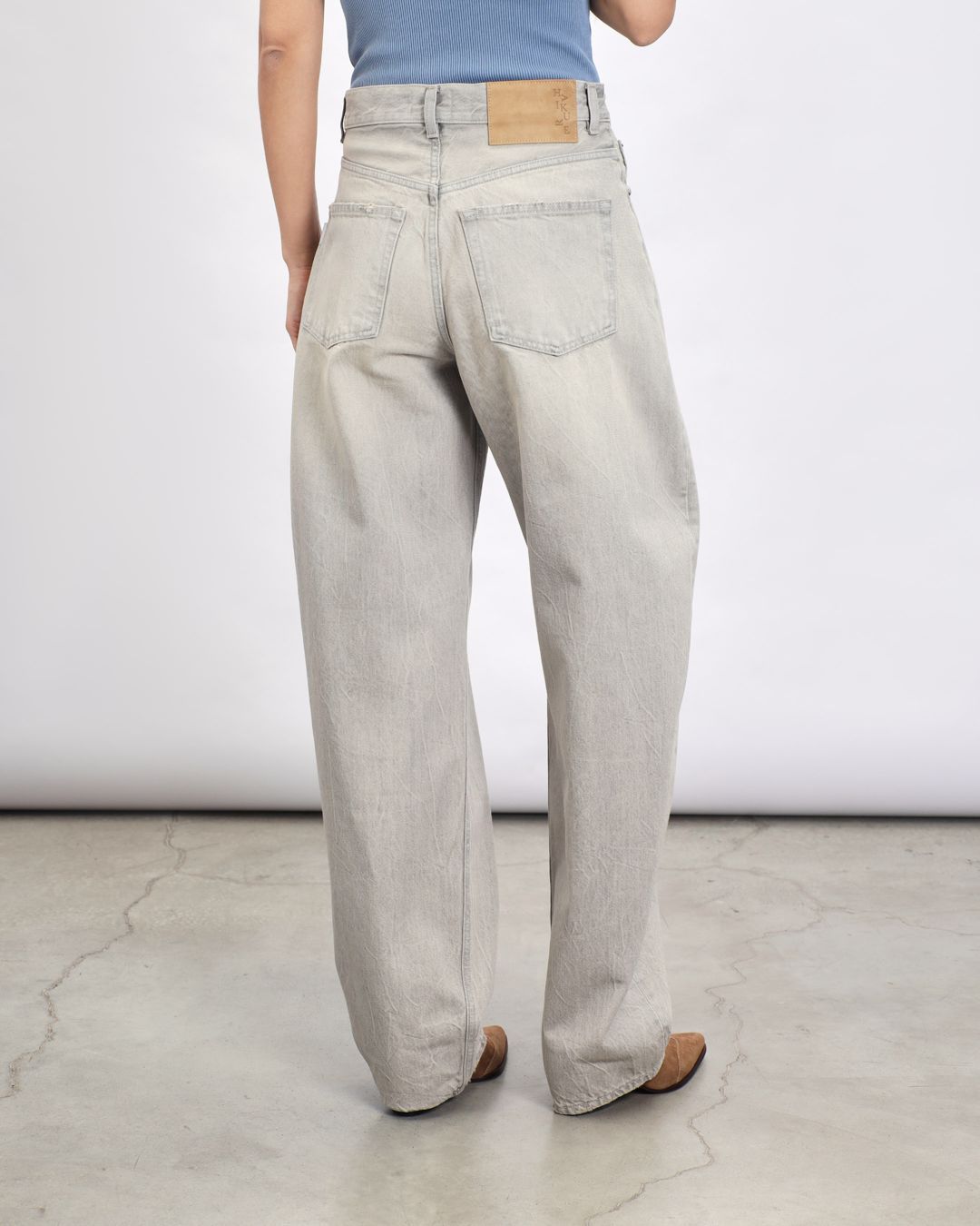 Купить Джинсы HAIKURE