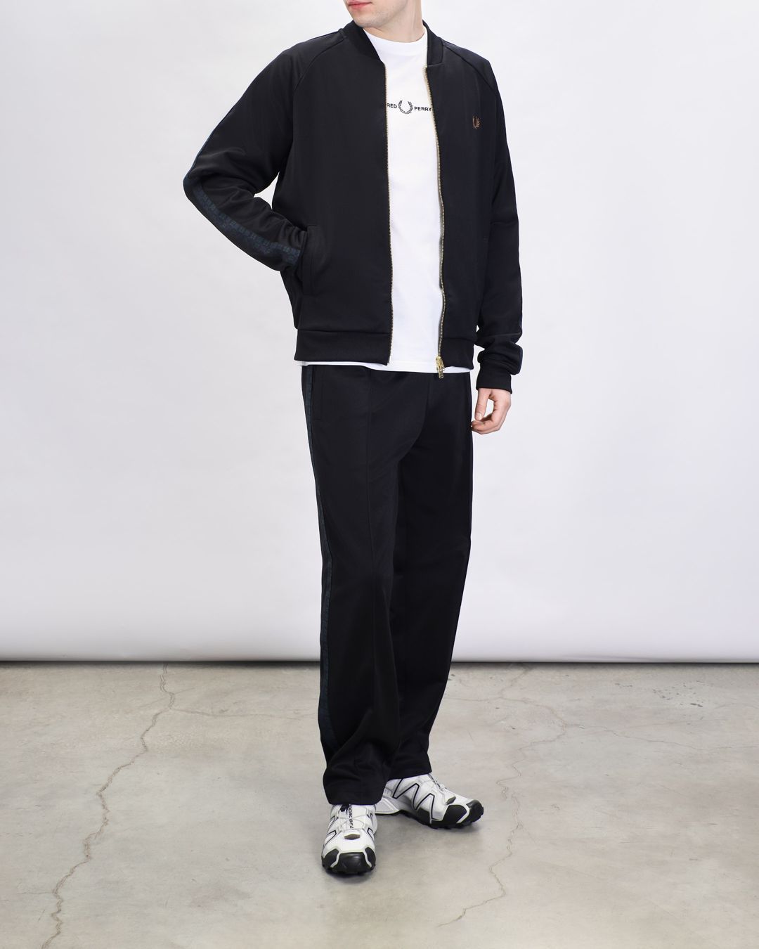 Купить Кардиган FRED PERRY