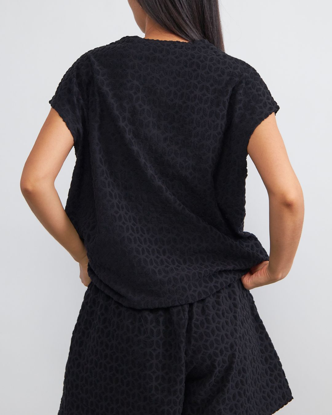 Купить Футболка MONOCHROME