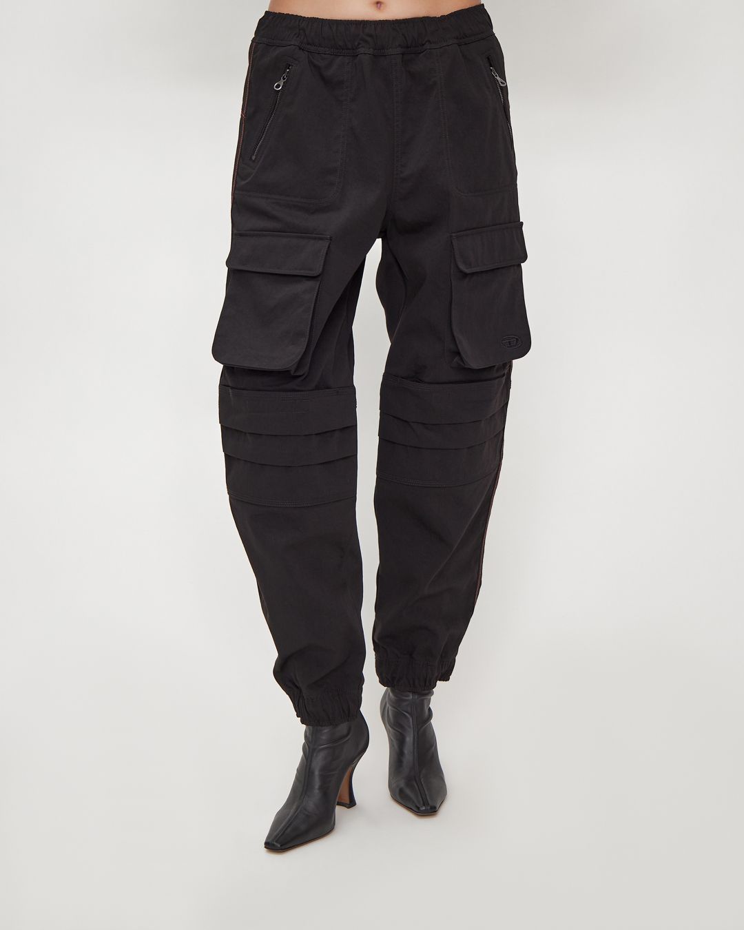 Купить Брюки DIESEL