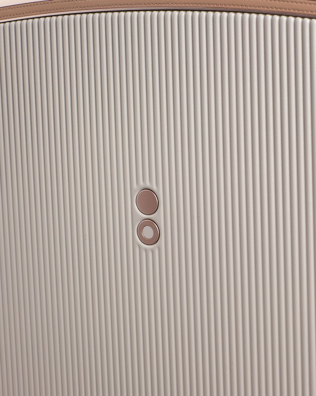 Купить Чемодан ECHOLAC