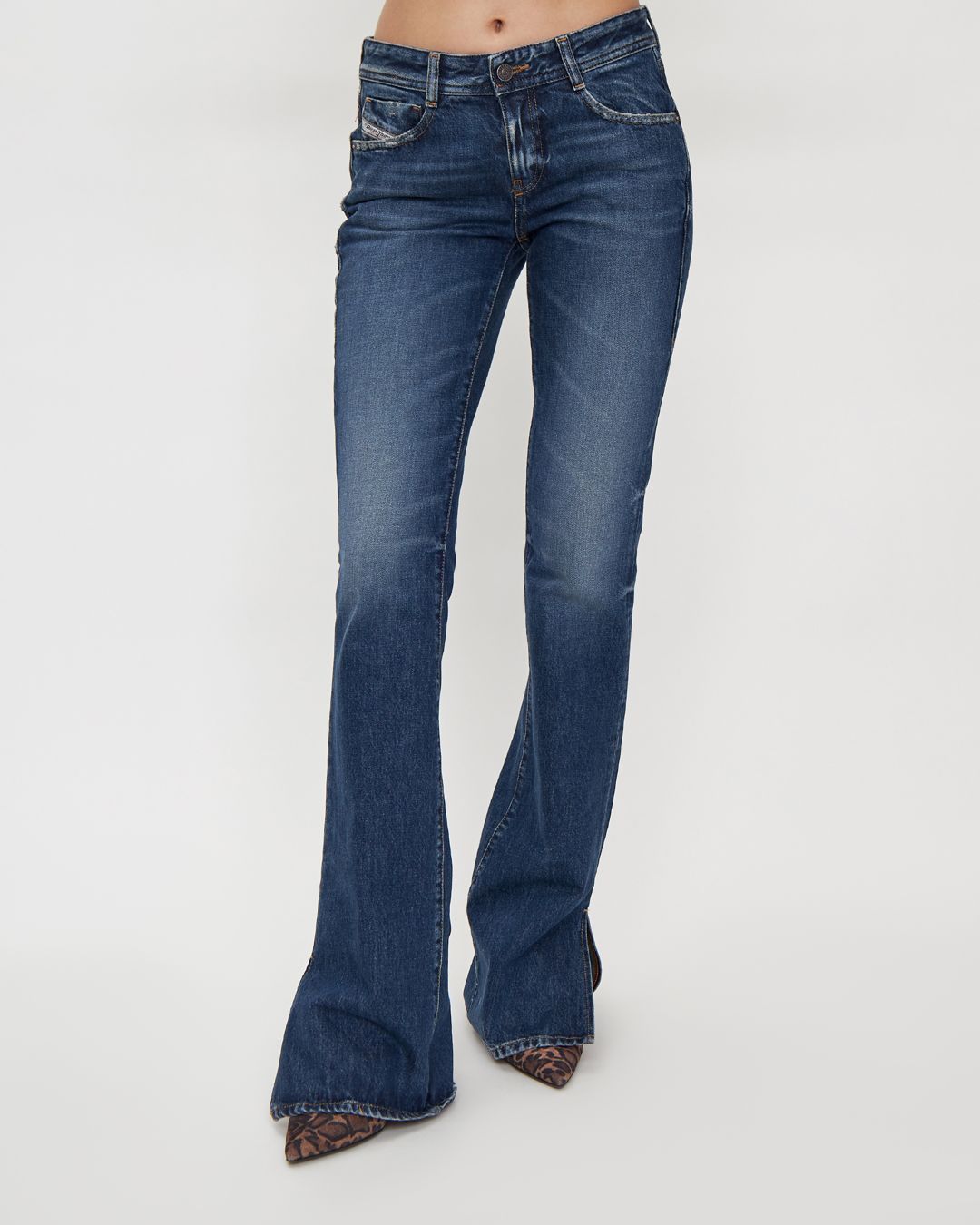 Купить Джинсы DIESEL