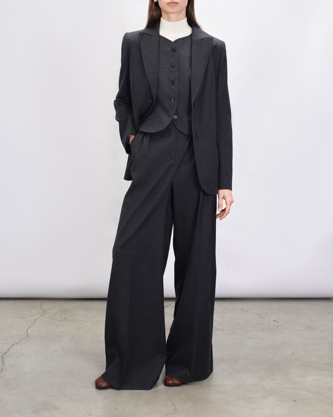 Купить Жилет LESYANEBO