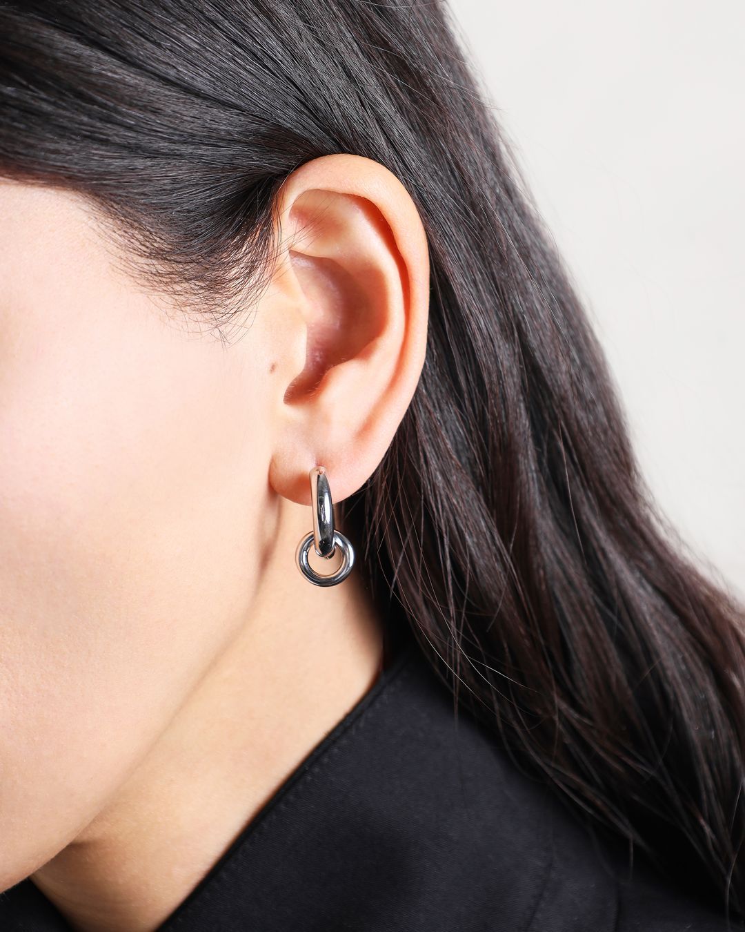 Купить Серьги OMUT