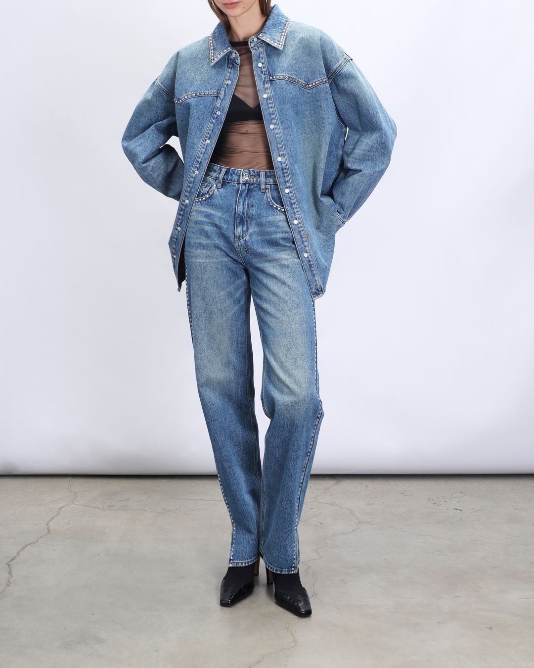 Купить Джинсы KSUBI