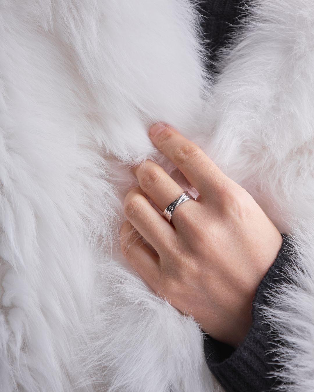 Купить Кольцо AVGVST