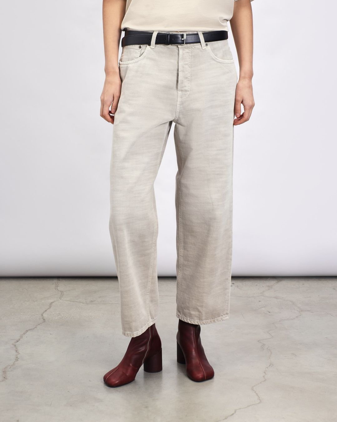 Купить Джинсы HAIKURE