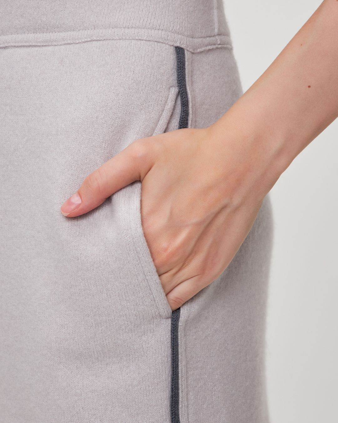 Купить Брюки LORENA ANTONIAZZI