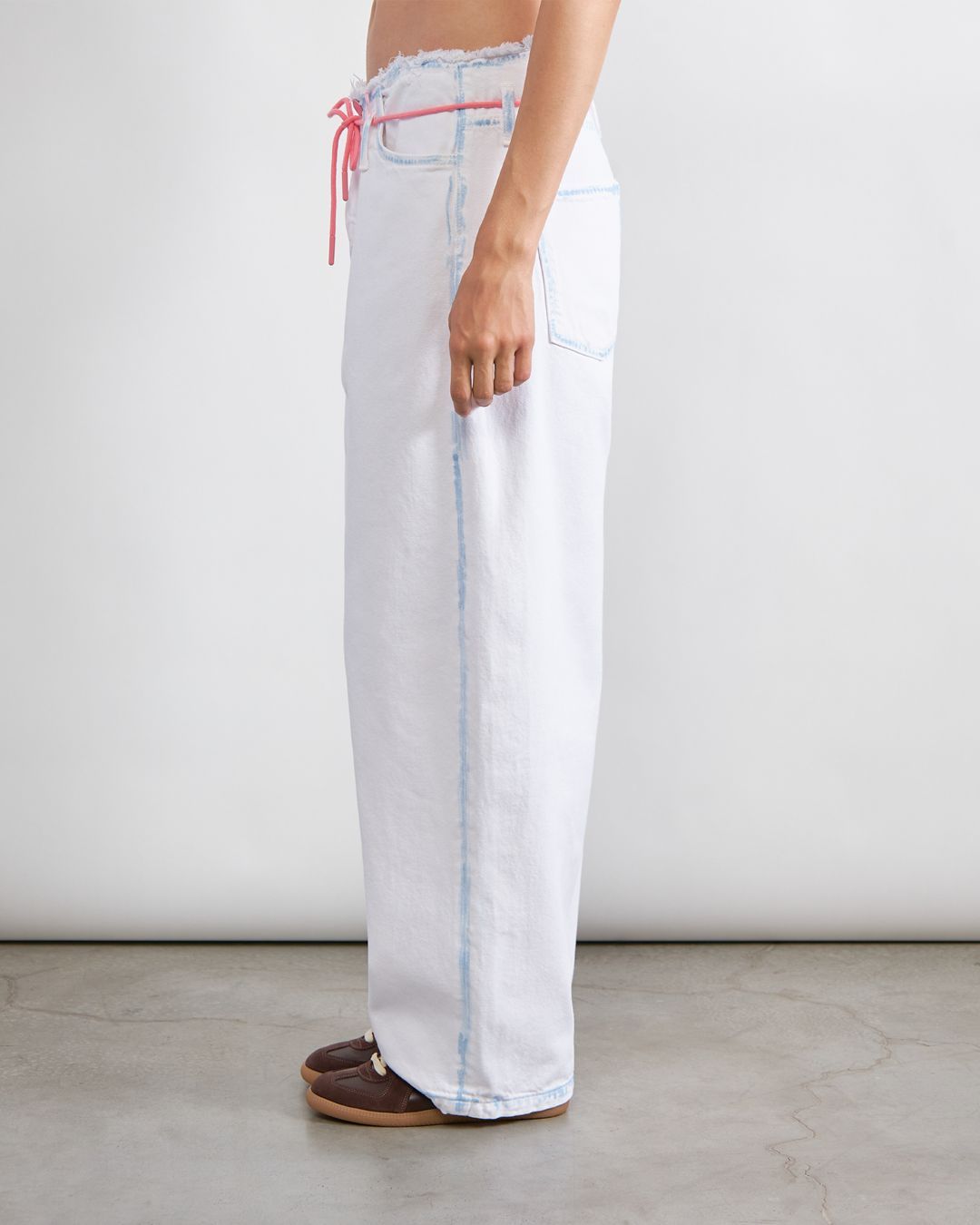 Купить Джинсы MONOCHROME