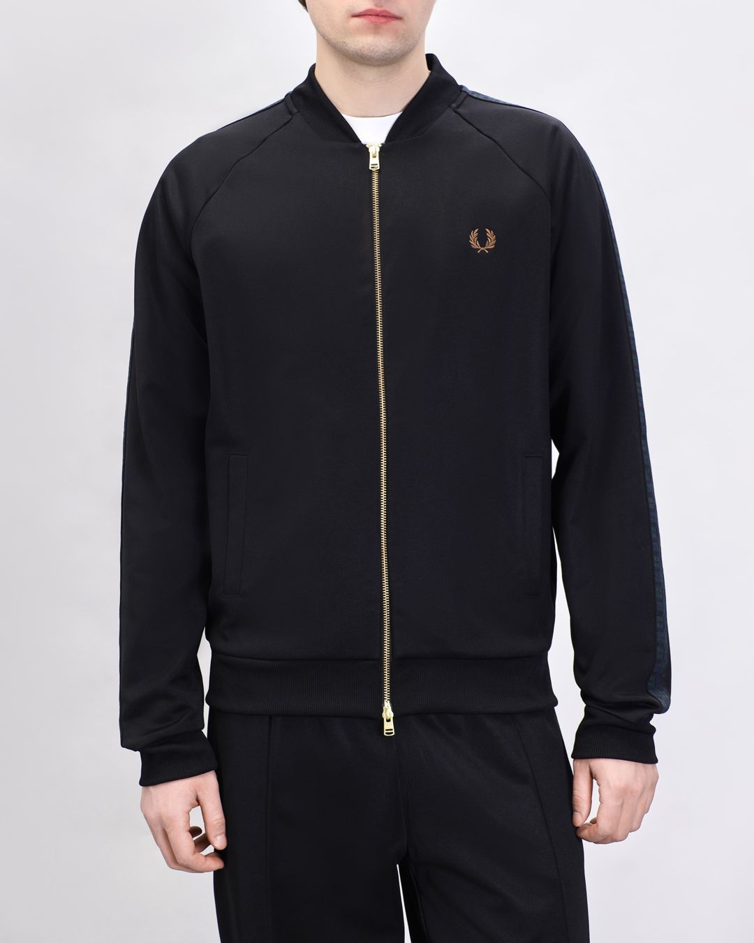 Купить Кардиган FRED PERRY