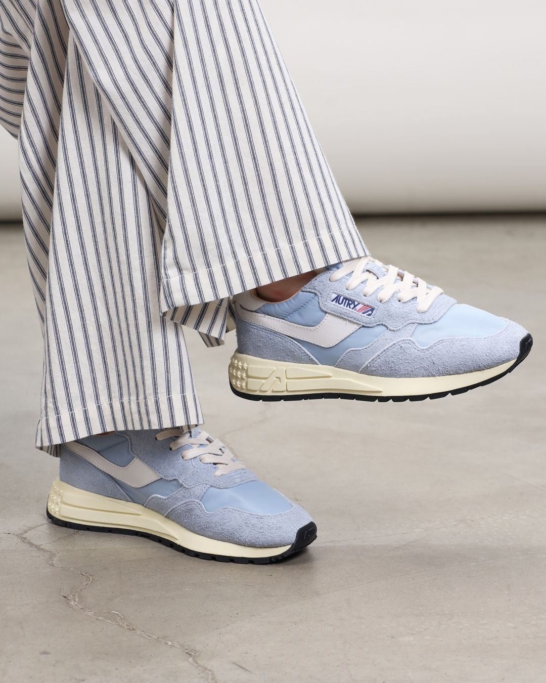 Купить Кроссовки AUTRY