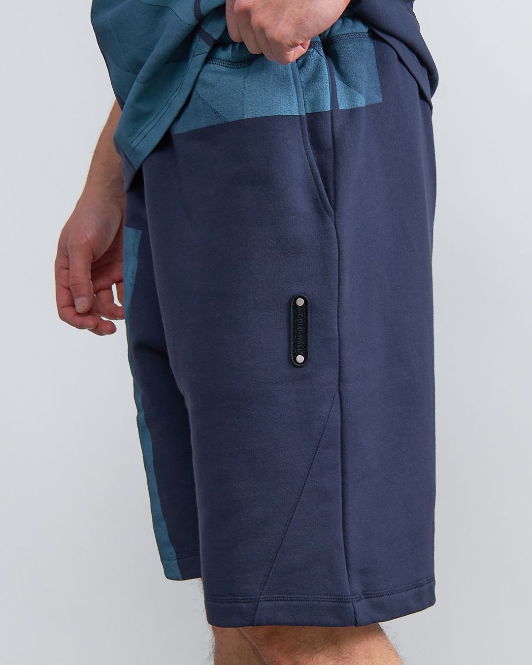 Купить Шорты A COLD WALL