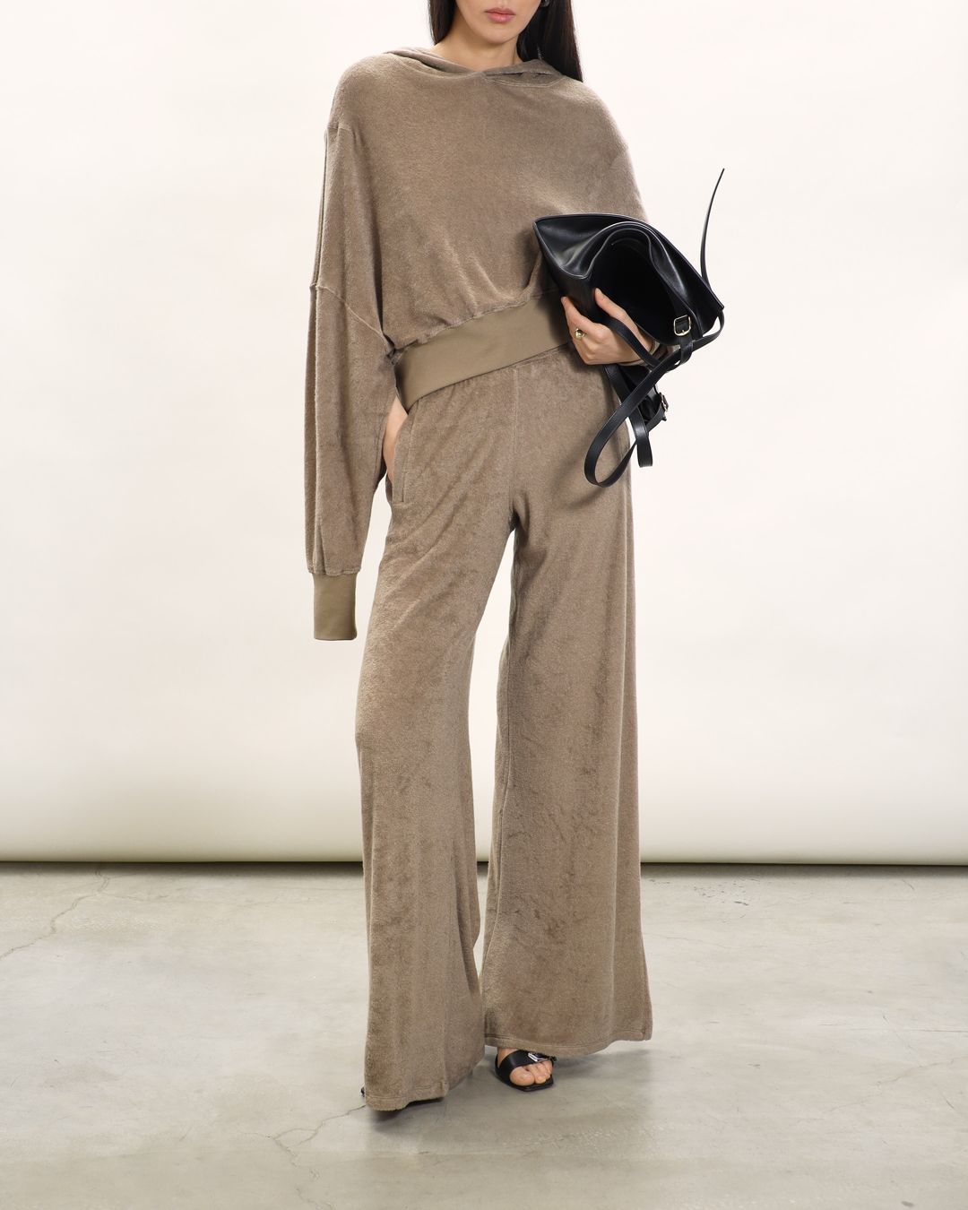 Купить Свитшот JACOB LEE