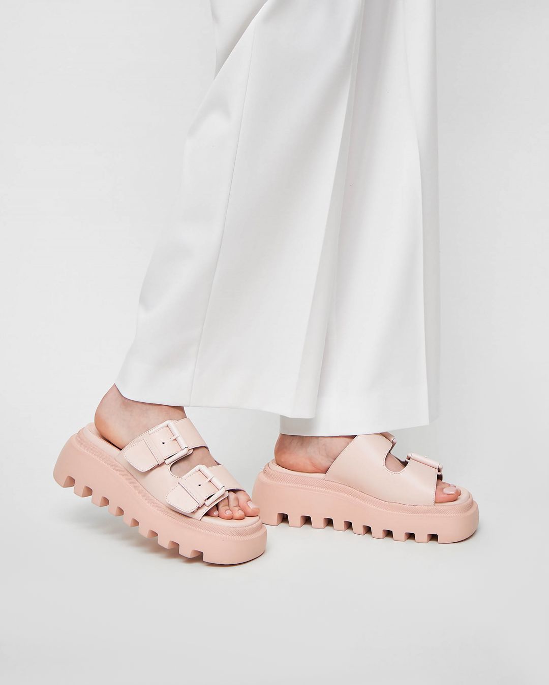 Купить Сандалии VIC MATIE