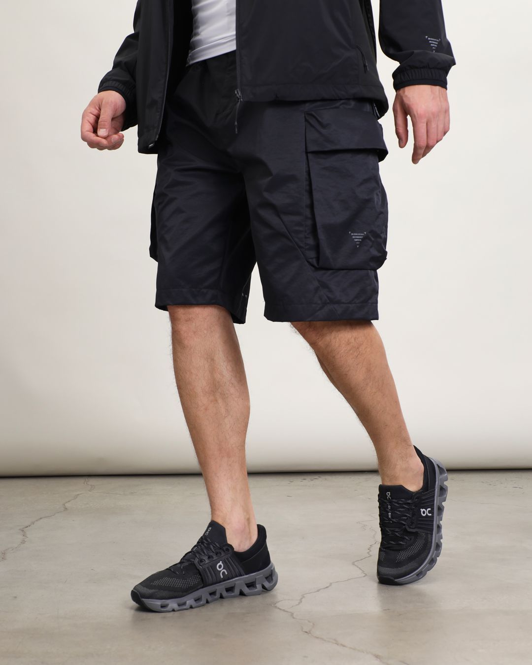 Купить Кроссовки ON