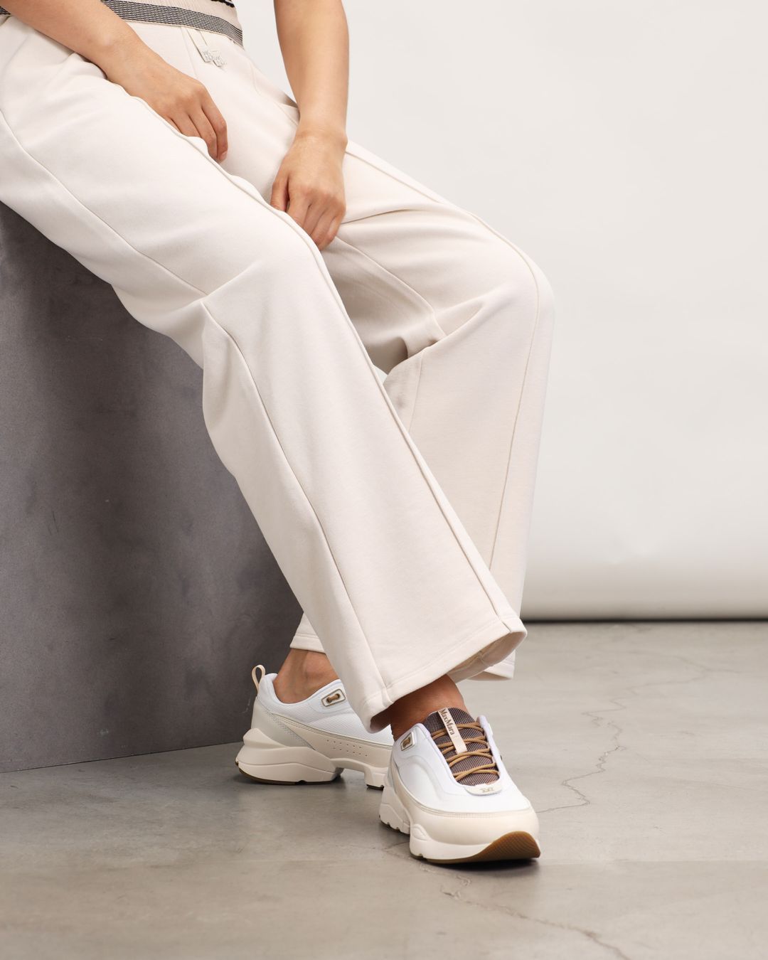 Купить Кроссовки MAX MARA