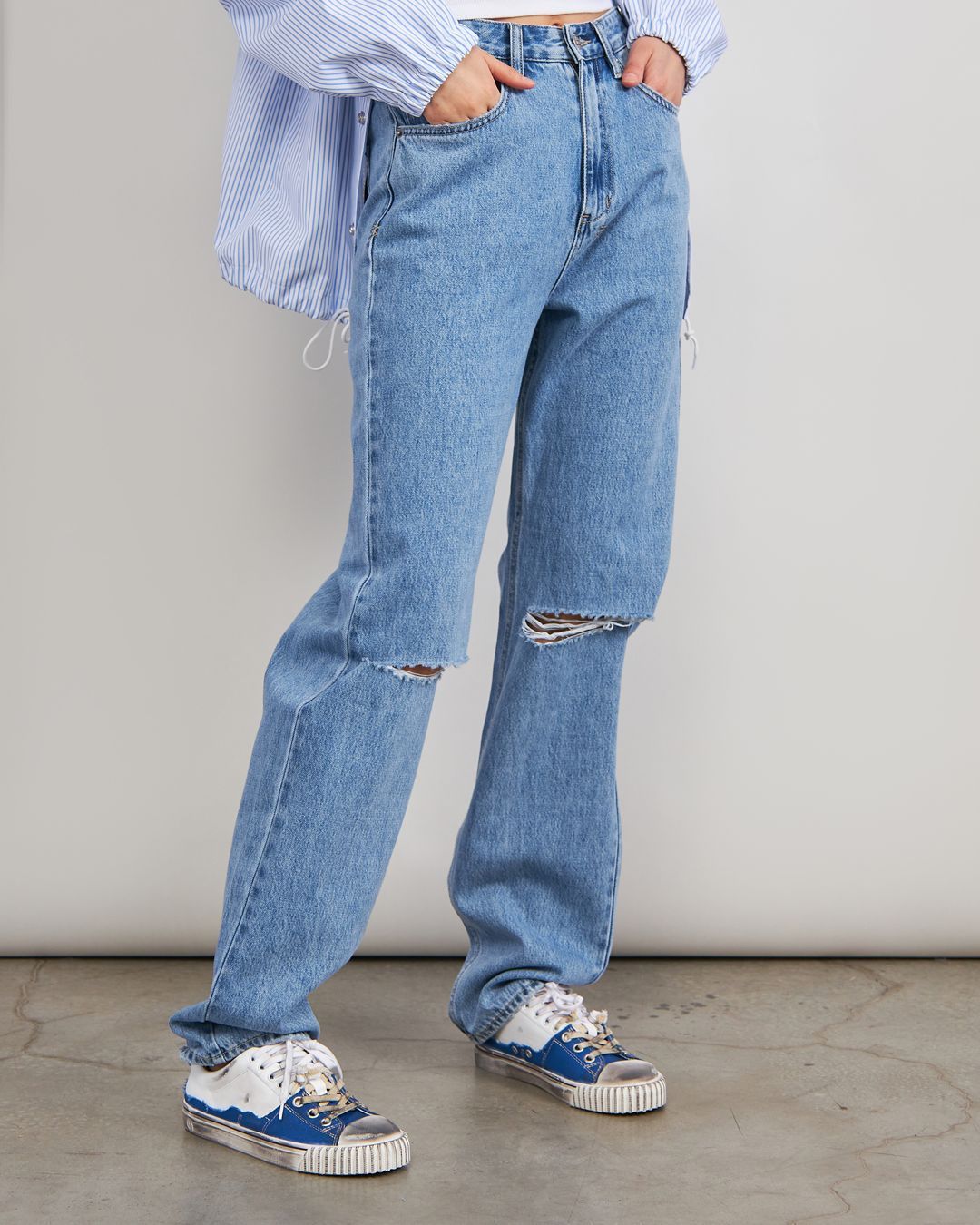 Купить Джинсы KSUBI