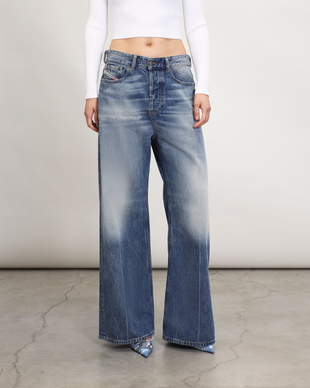 Купить Джинсы DIESEL