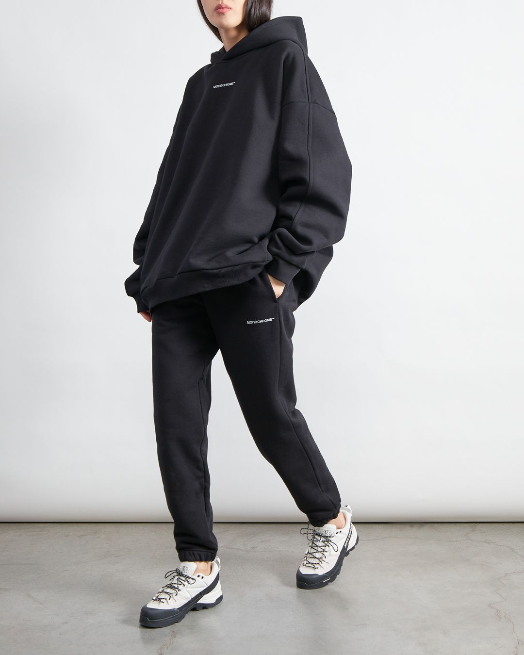Купить Брюки MONOCHROME