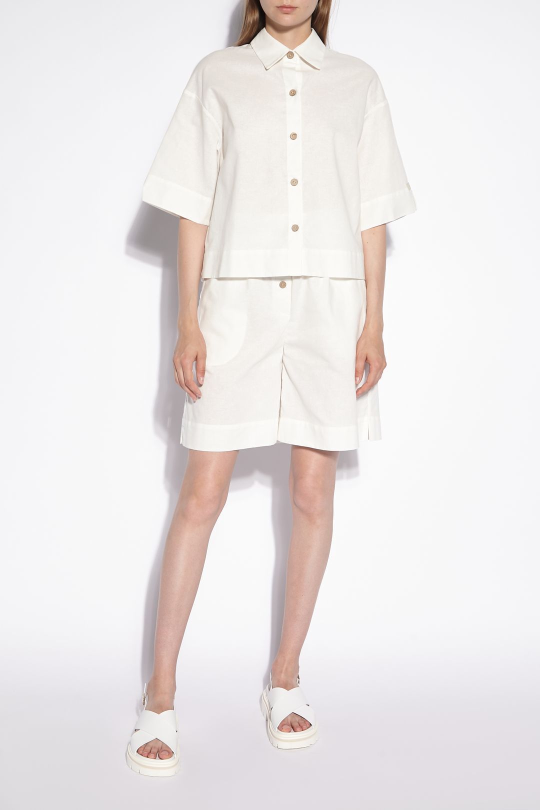 Купить Шорты SHAMANI