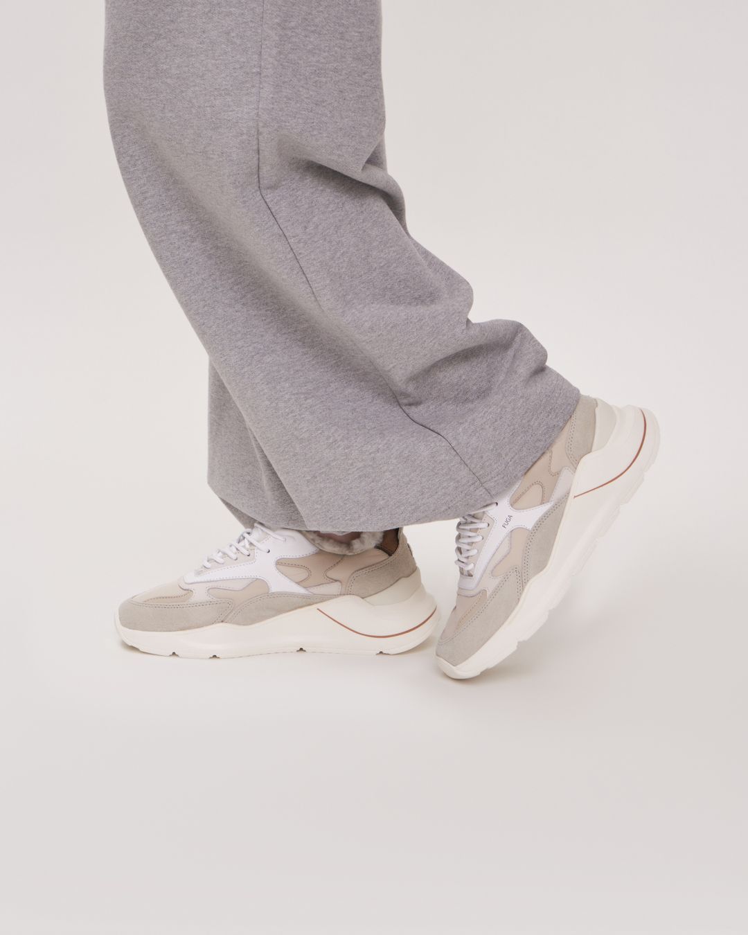 Купить Кроссовки DATE