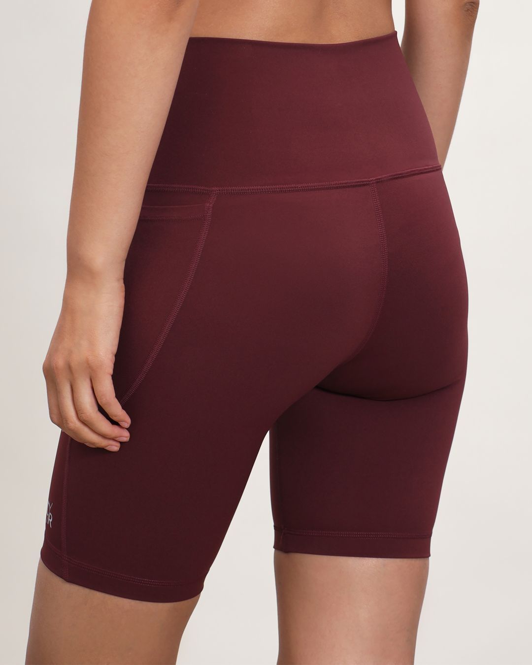 Купить Шорты DAILY REMINDER