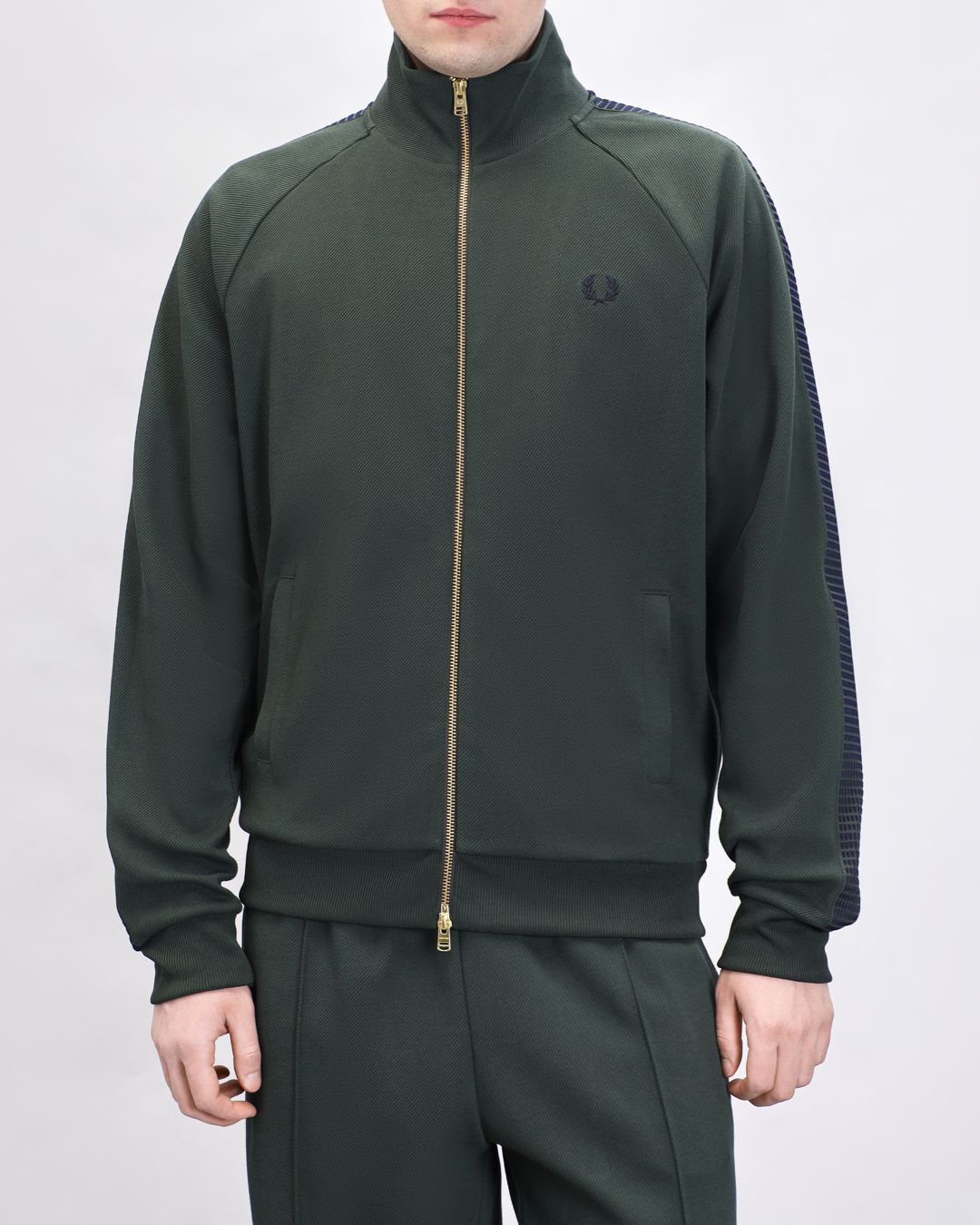 Купить Кардиган FRED PERRY