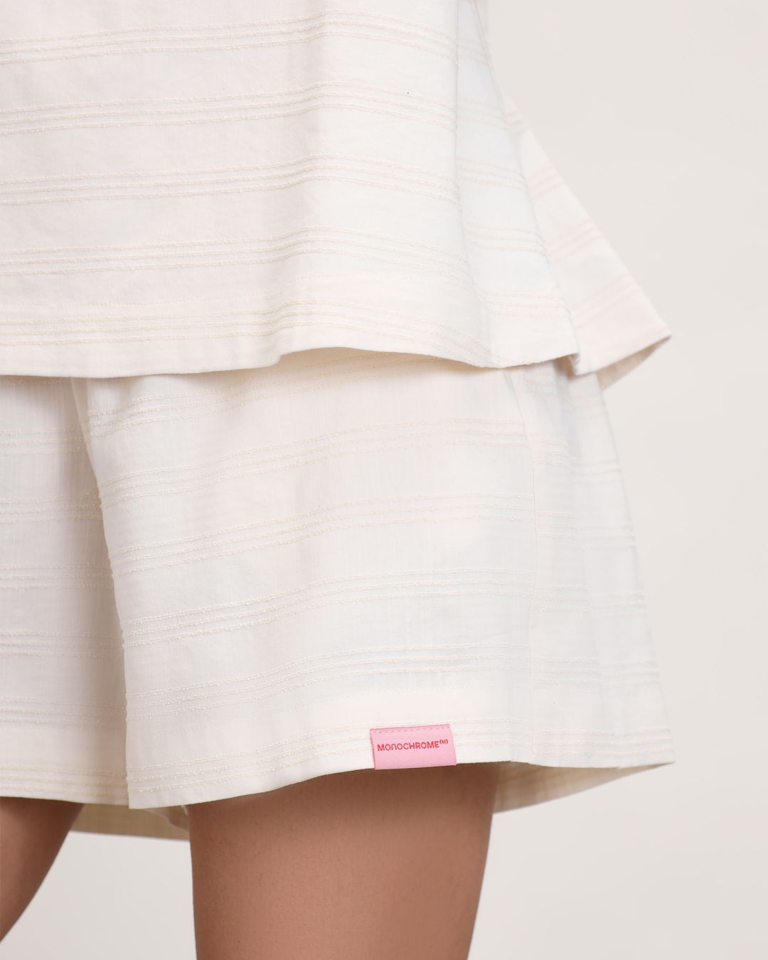 Купить Шорты MONOCHROME