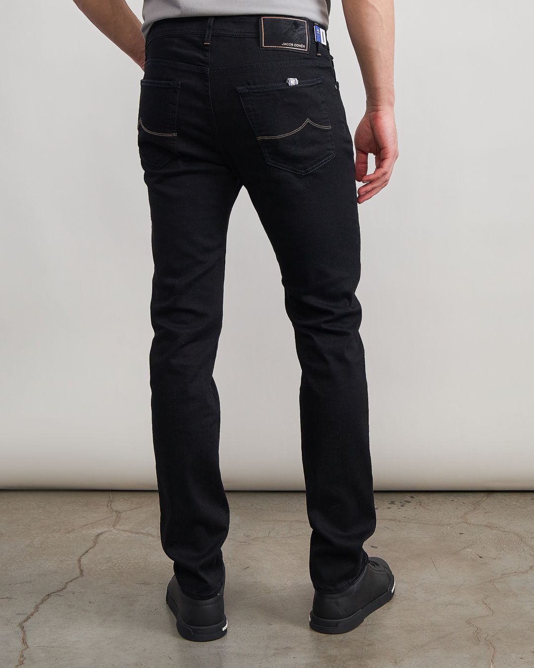 Купить Джинсы JACOB COHEN