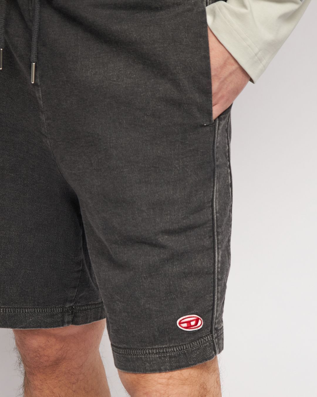 Купить Шорты DIESEL