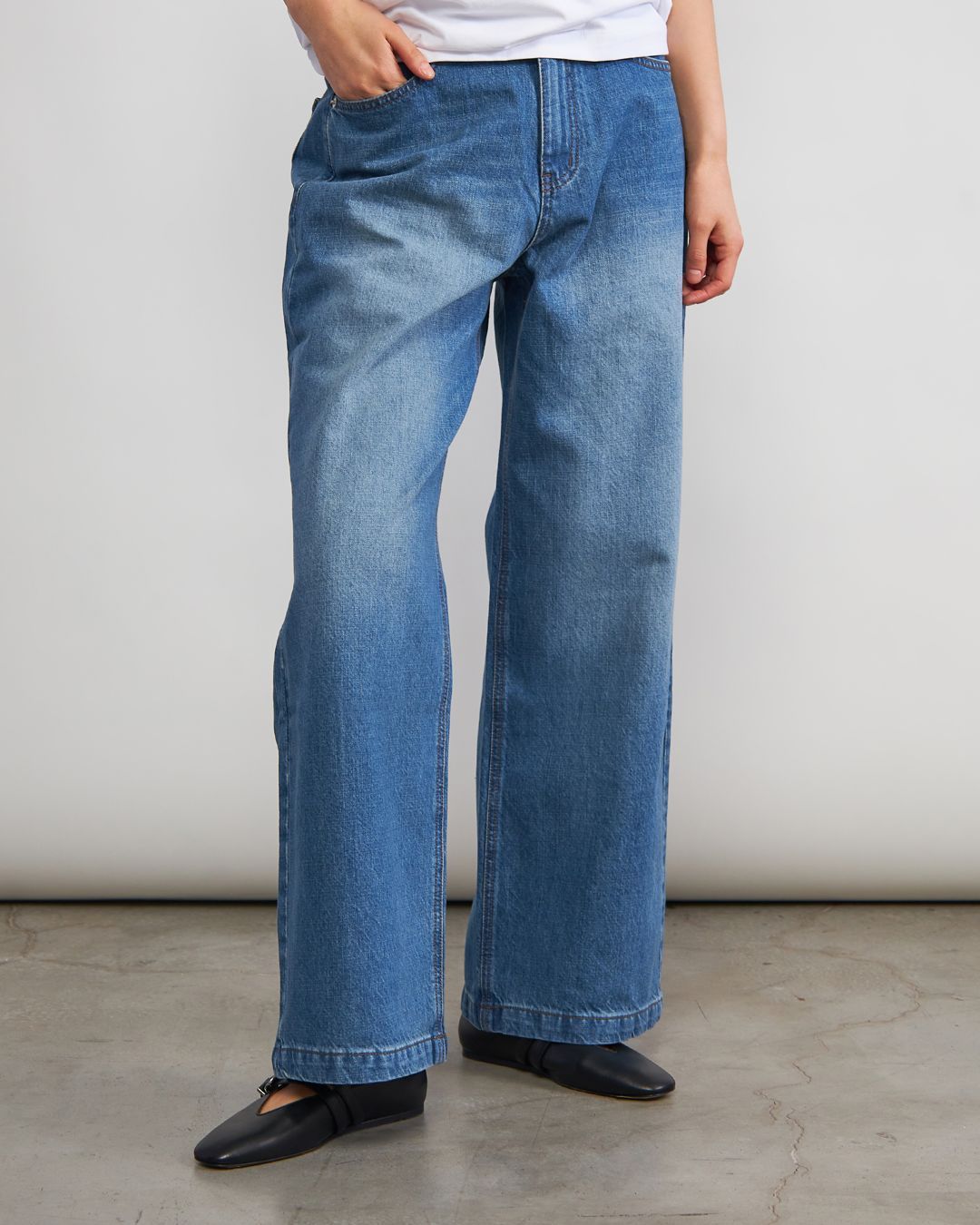 Купить Джинсы LOW CLASSIC