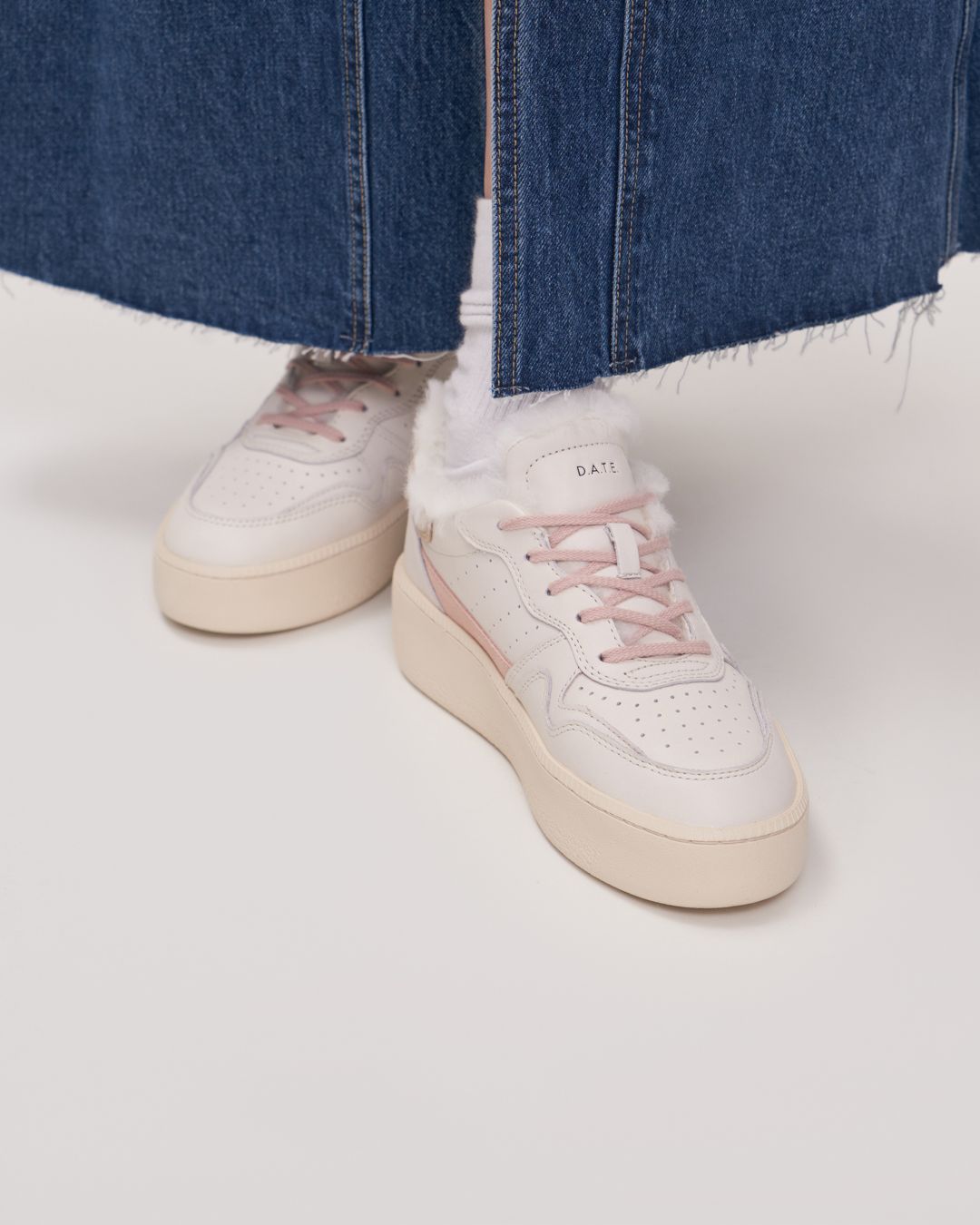 Купить Кроссовки DATE