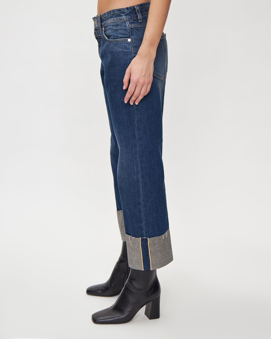 Купить Джинсы CLOSED