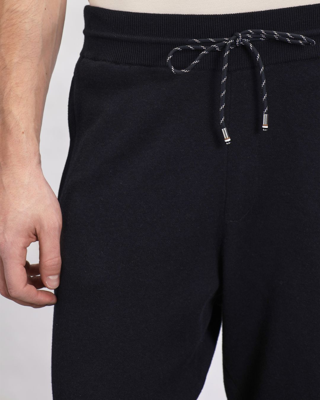 Купить Брюки HUGO BOSS