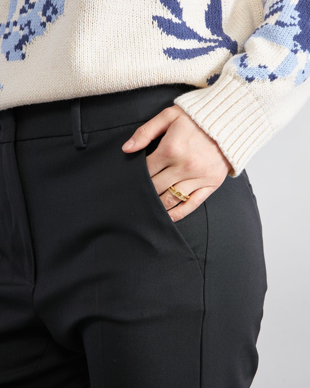 Купить Брюки WEEKEND MAX MARA