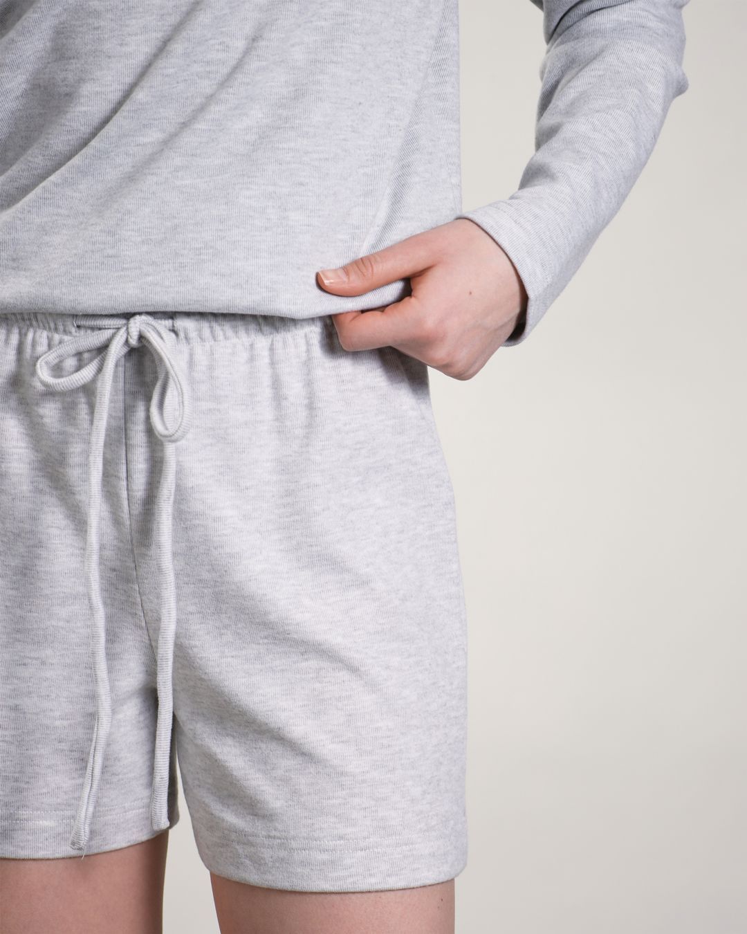 Купить Шорты DAILY REMINDER