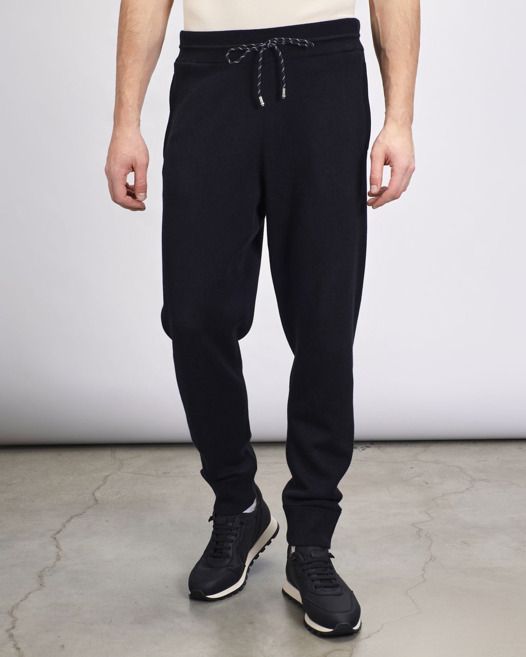 Купить Брюки HUGO BOSS