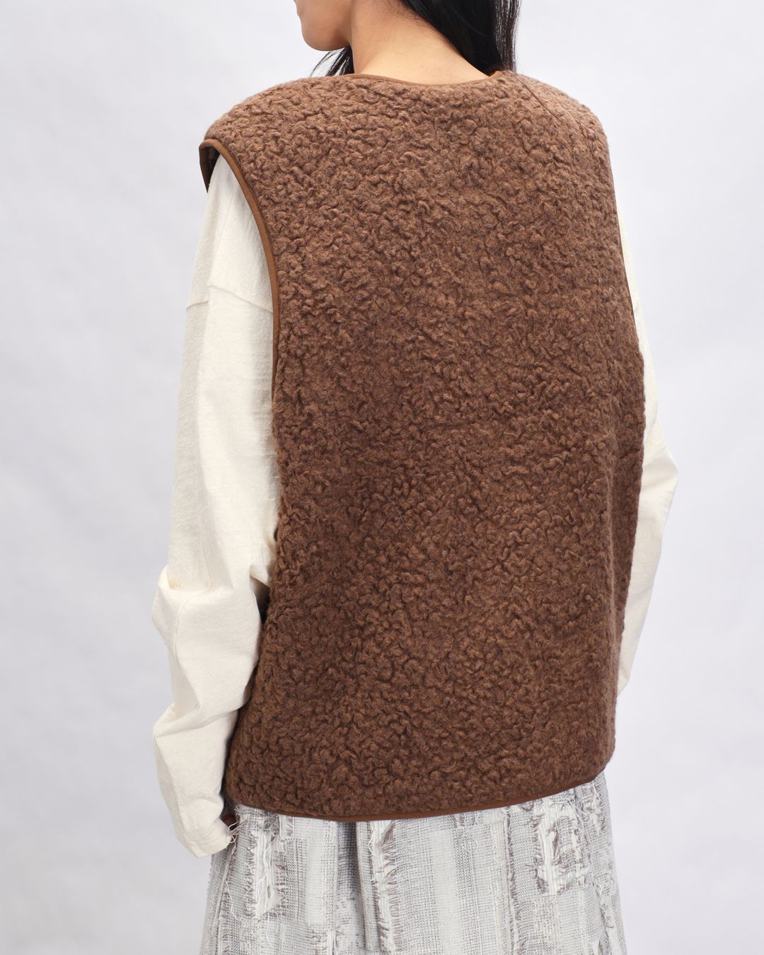 Купить Жилет MONOCHROME