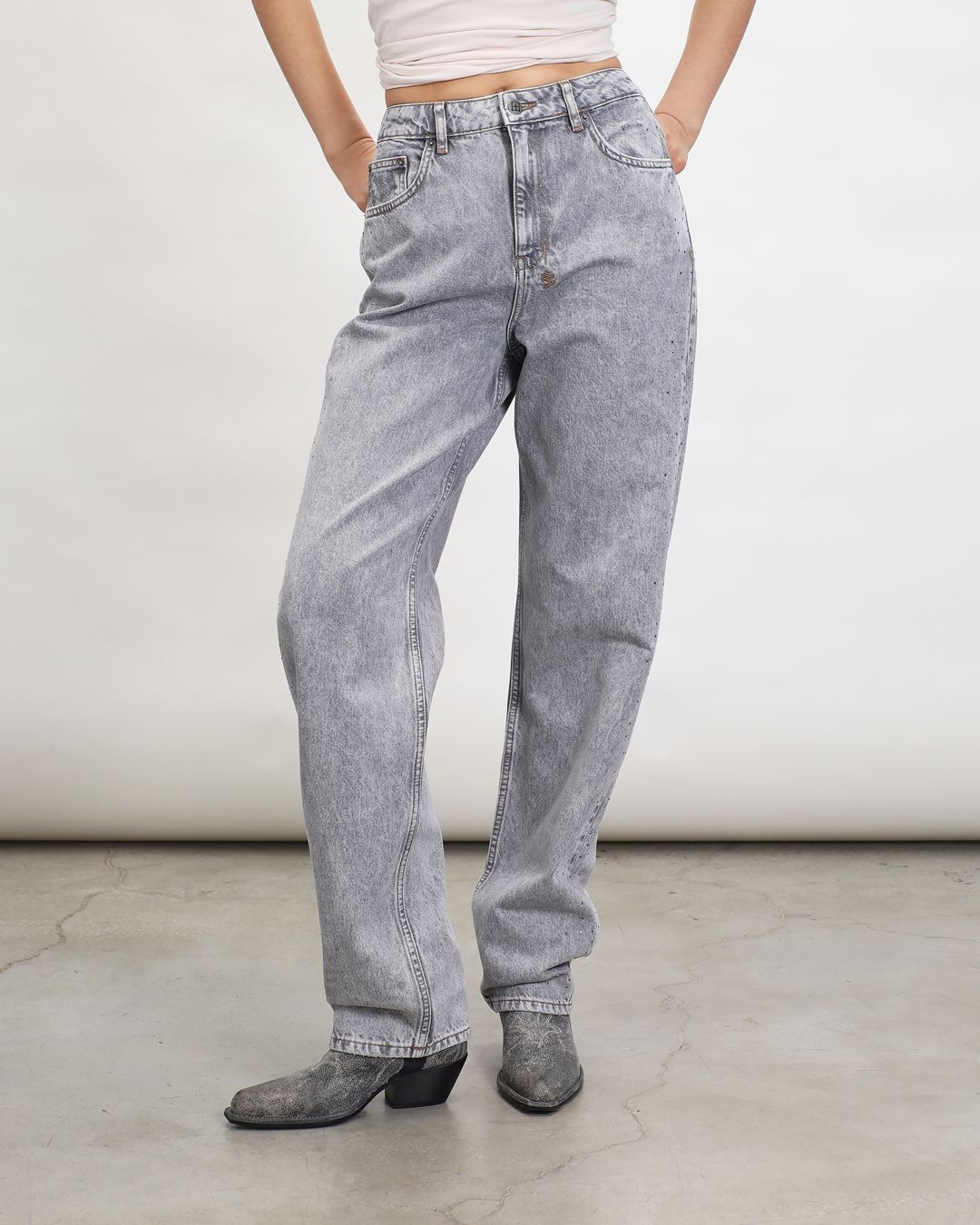 Купить Джинсы KSUBI