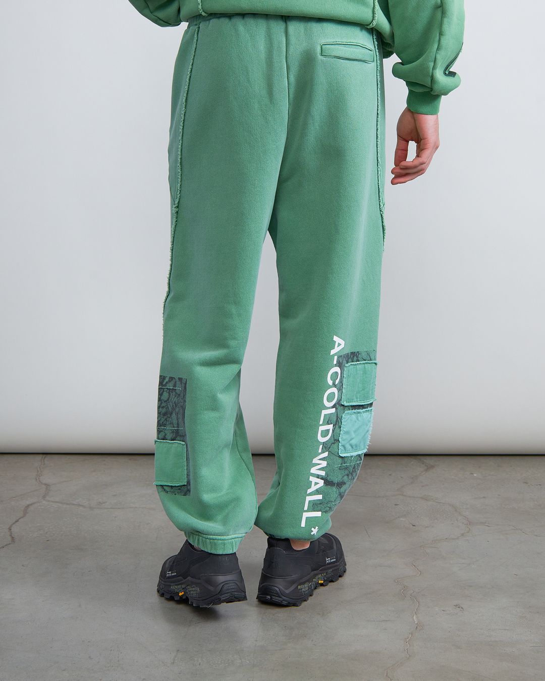 Купить Брюки A COLD WALL MEN