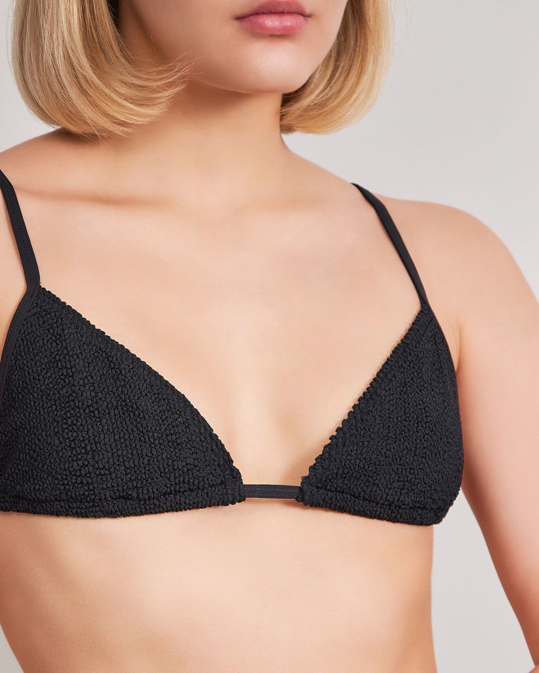 Купить Купальный топ BOND-EYE