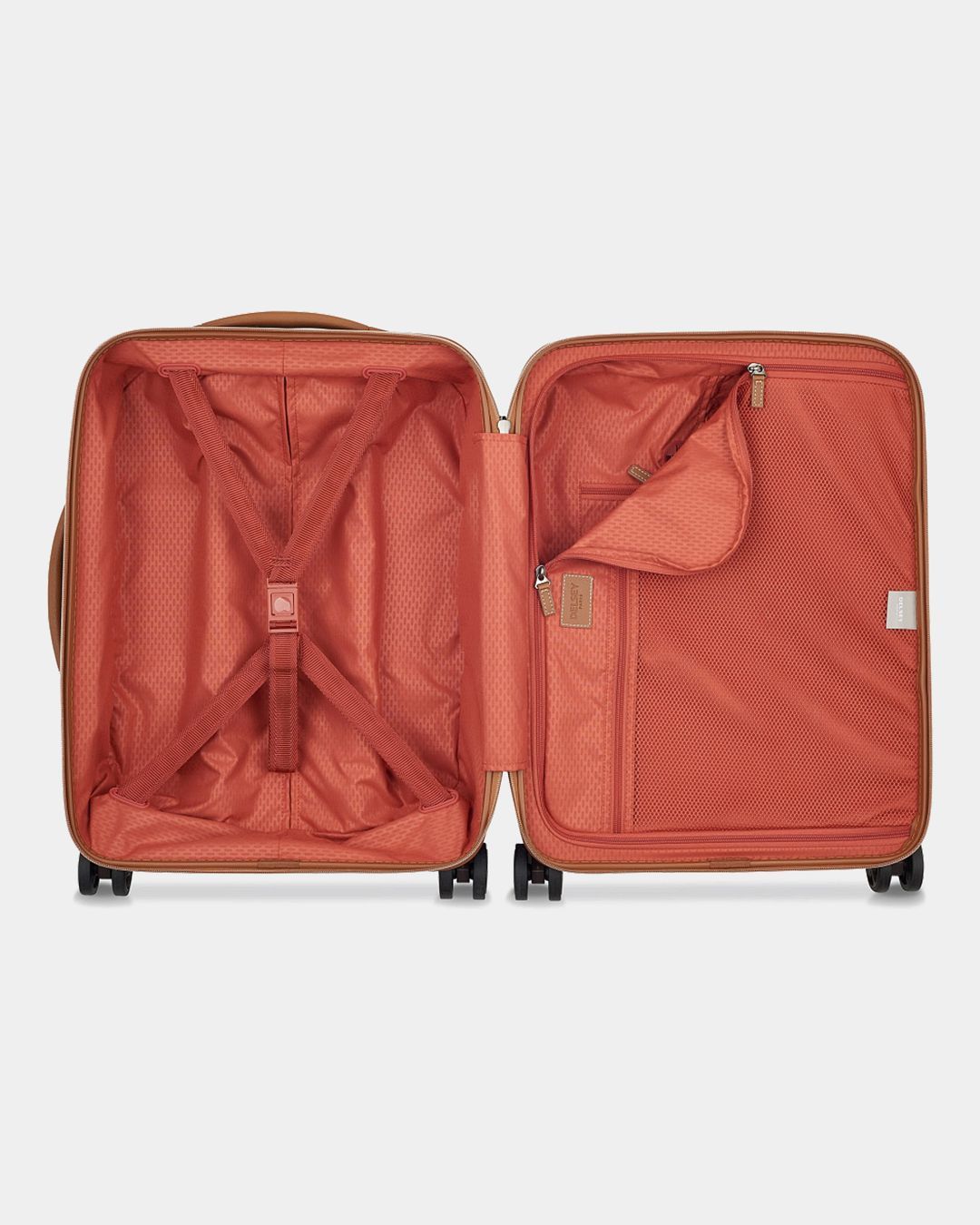 Купить Чемодан DELSEY