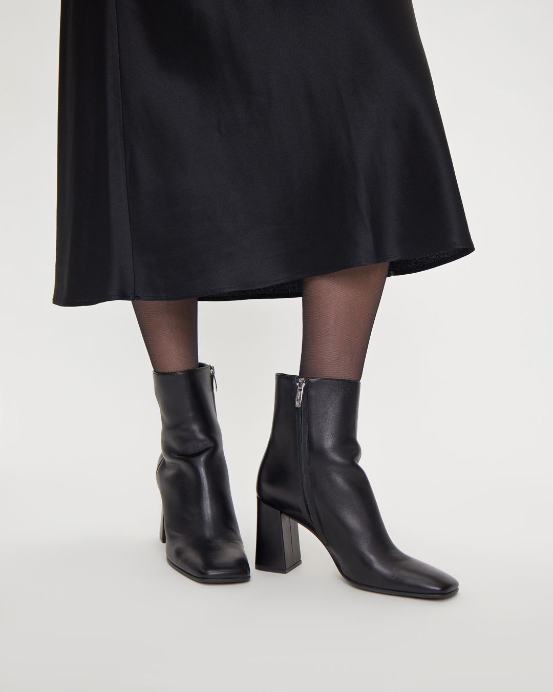 Купить Ботильоны SERGIO ROSSI