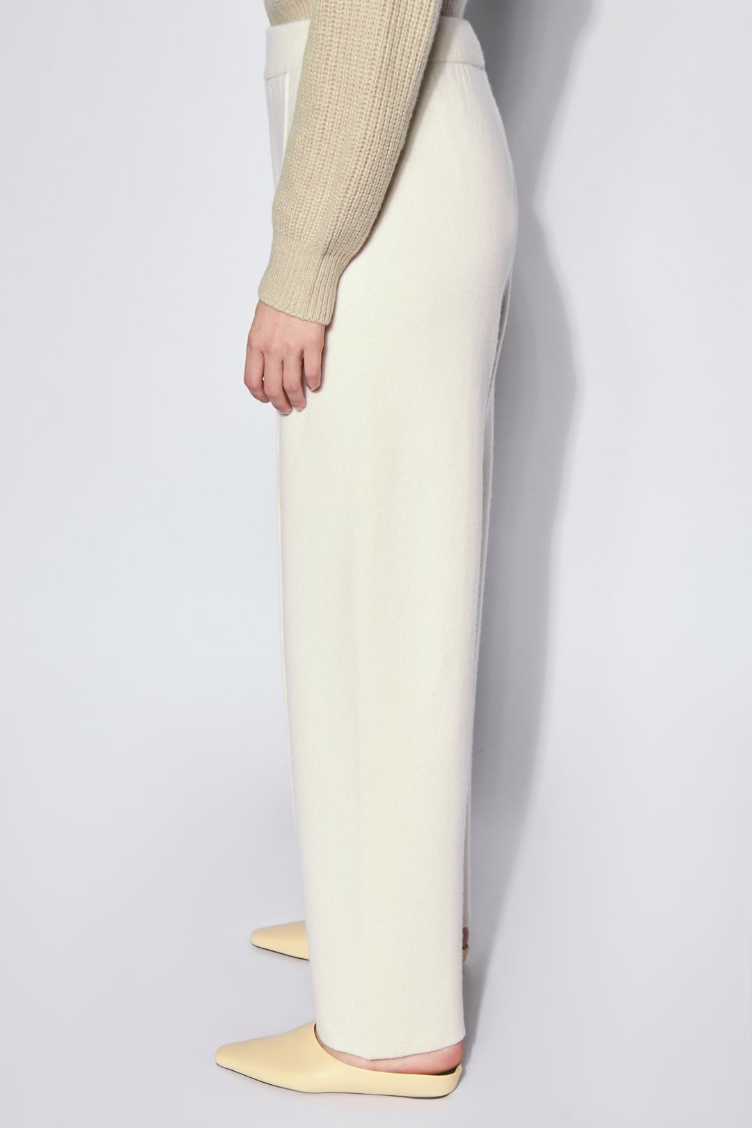 Купить Брюки LISA YANG