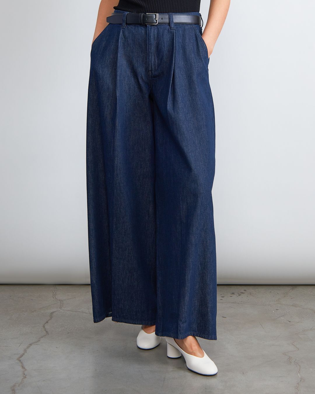 Купить Джинсы THEORY