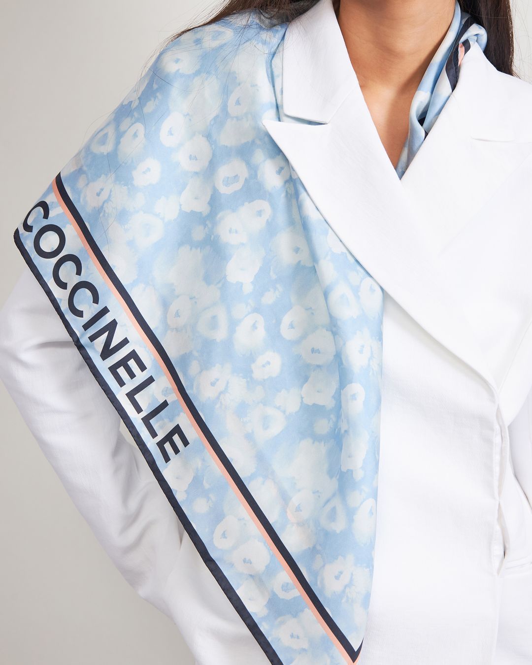 Купить Платок COCCINELLE