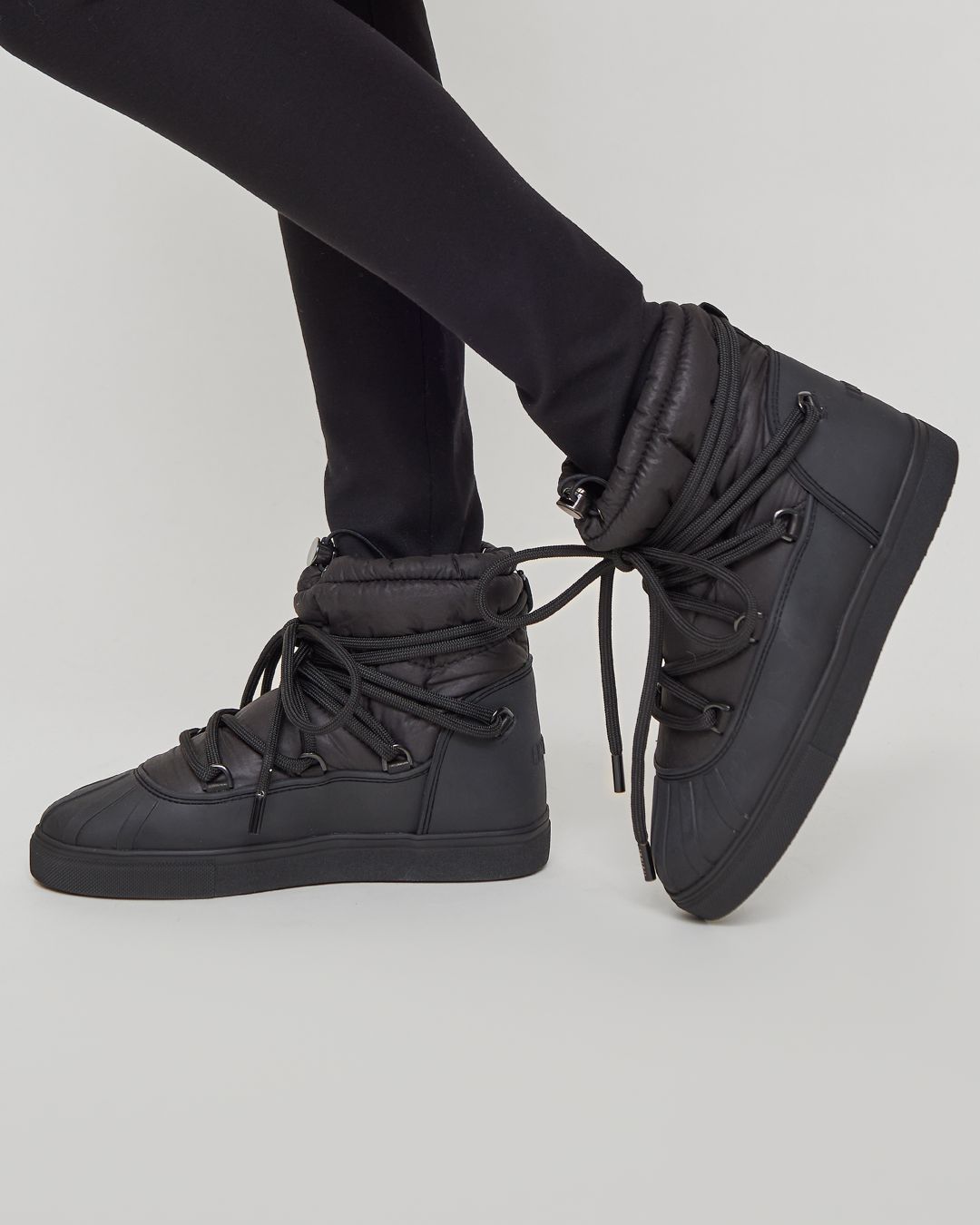 Купить Ботинки INUIKII