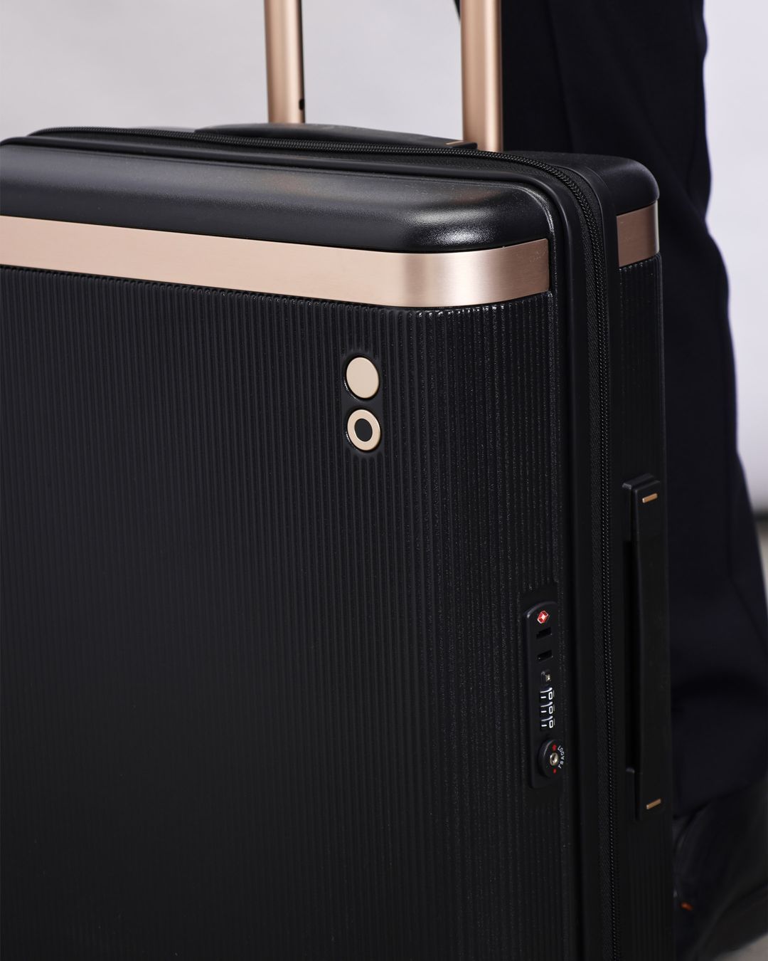 Купить Чемодан ECHOLAC