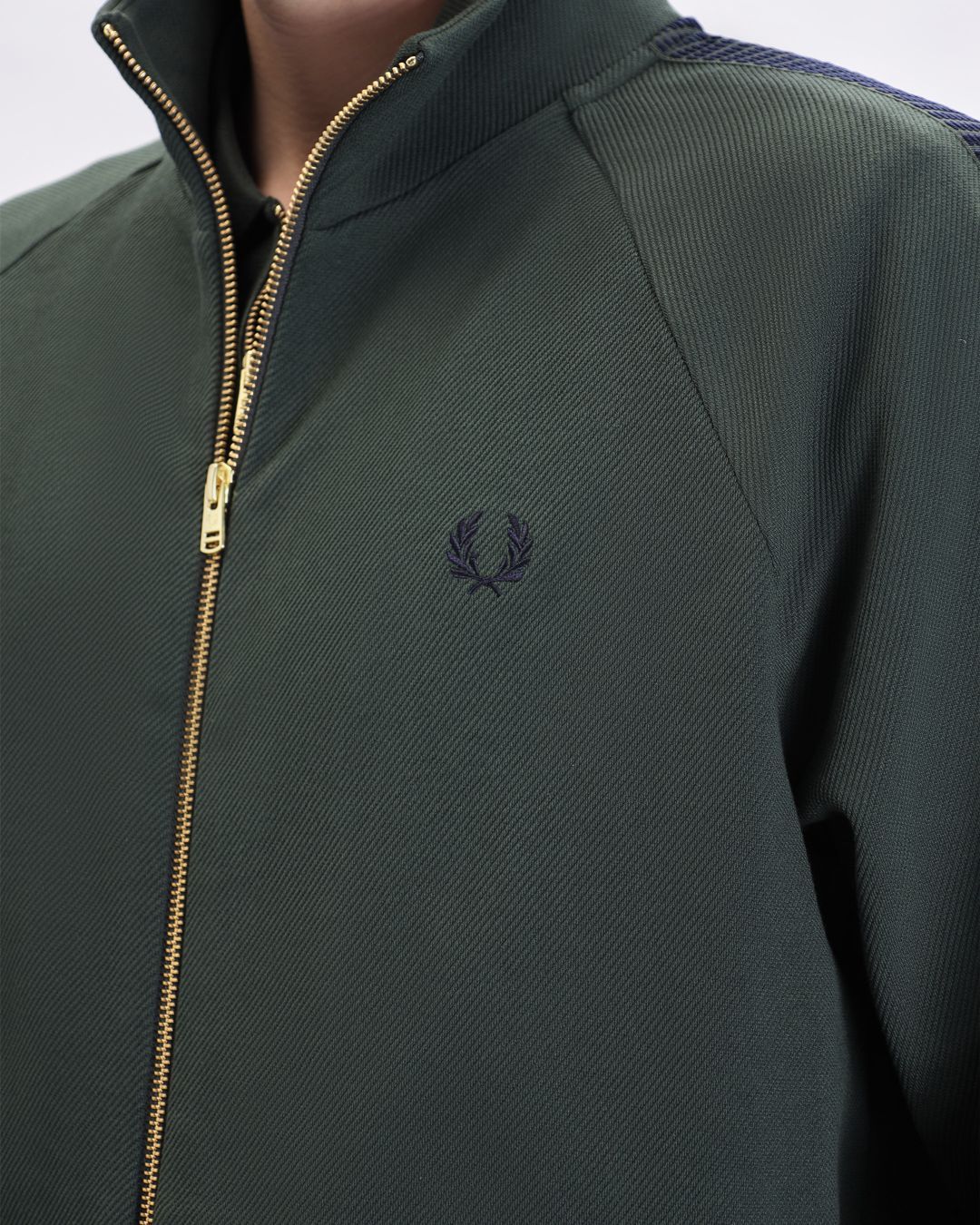 Купить Кардиган FRED PERRY